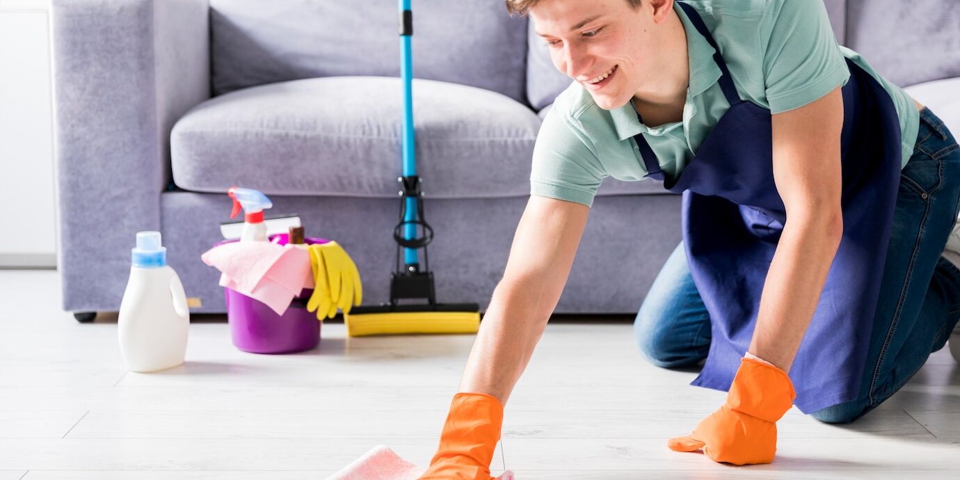 Pulizie Condominiali e Sicurezza Come Mantenere le Aree Comuni Sicure Pulizie condominiali